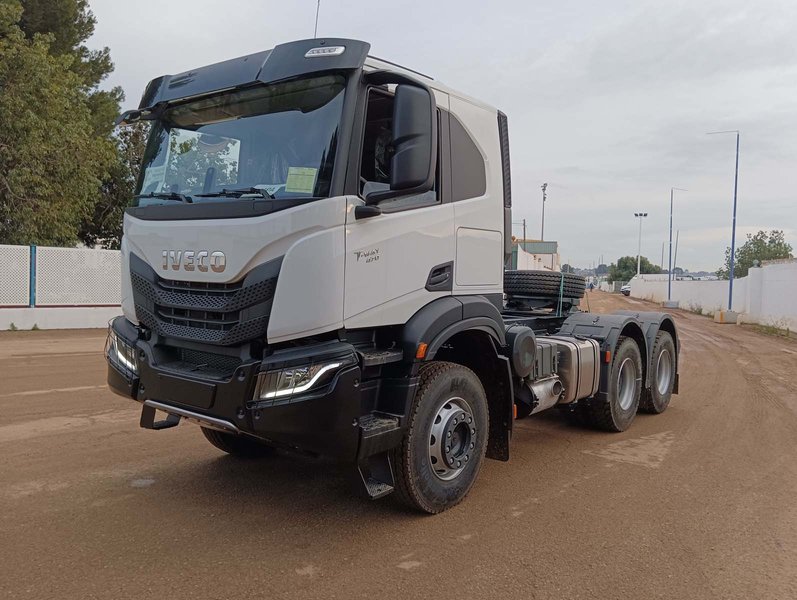13299 AT720 T H