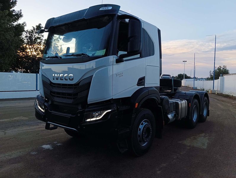 13296 AT720 T H