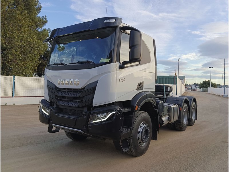 13255 AT720T H